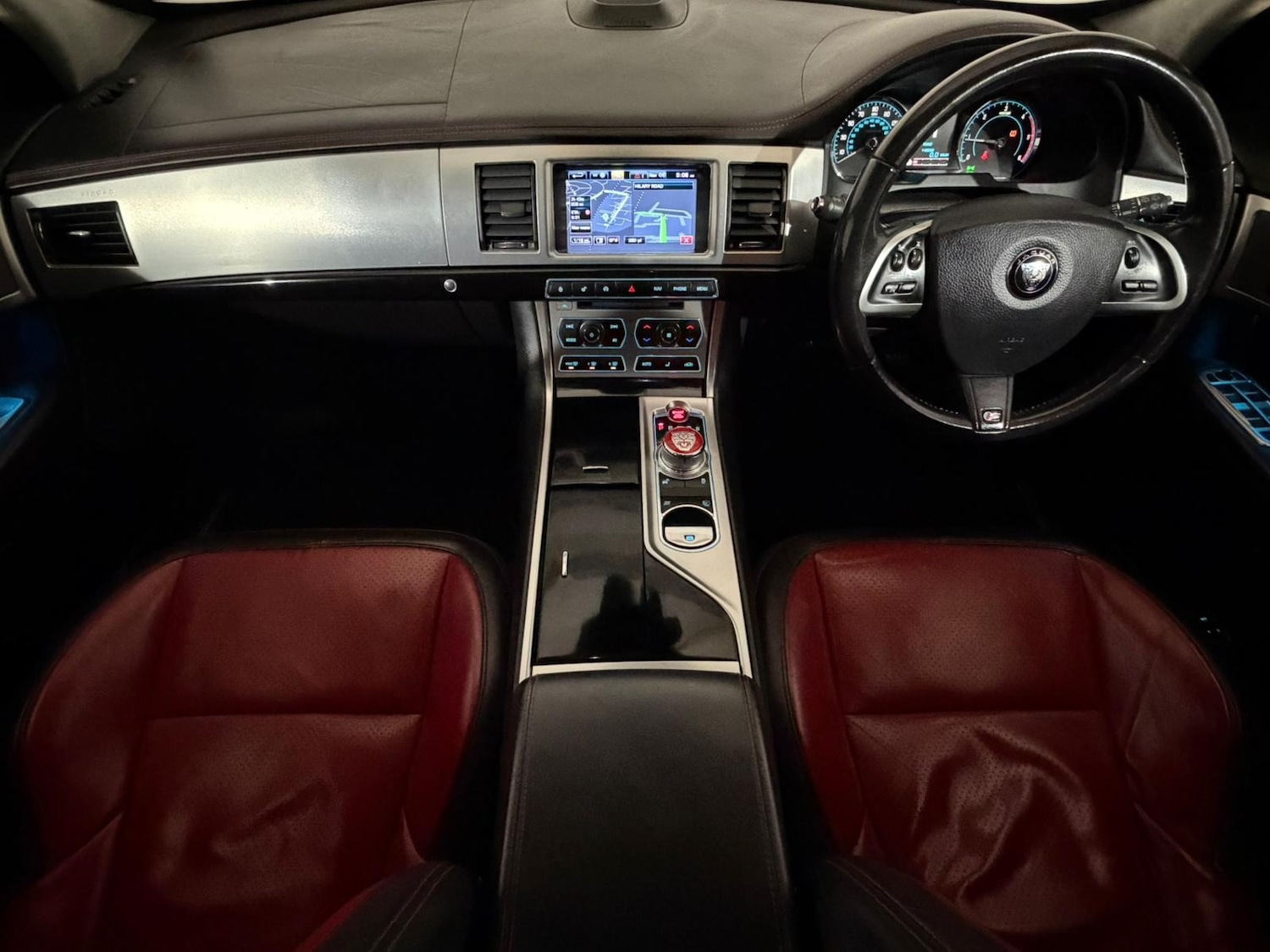 Used Jaguar XF 2014 for sale - 76494460: Photo 11