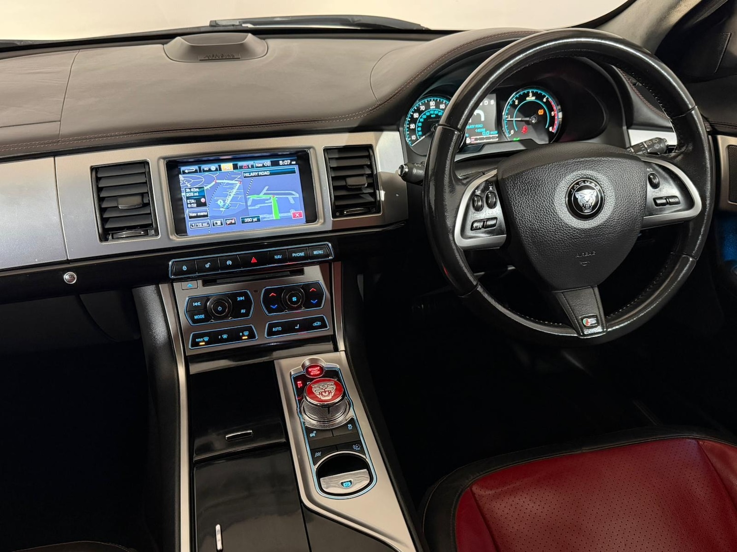 Used Jaguar XF 2014 for sale - 76494460: Photo 12