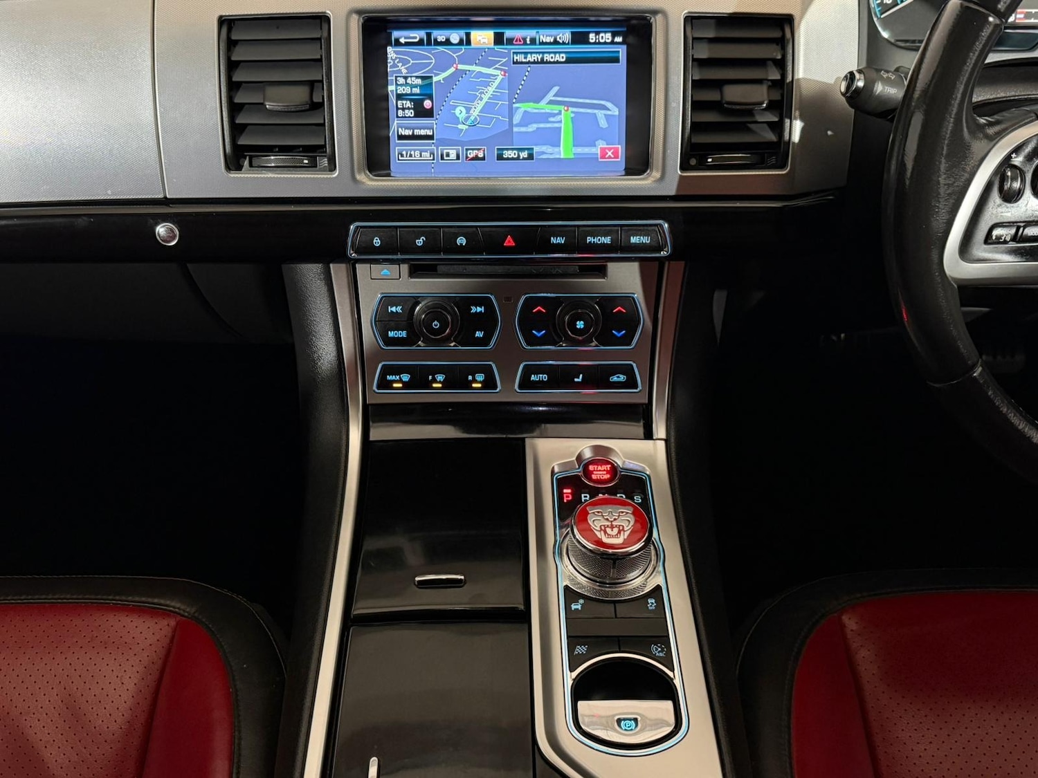 Used Jaguar XF 2014 for sale - 76494460: Photo 14