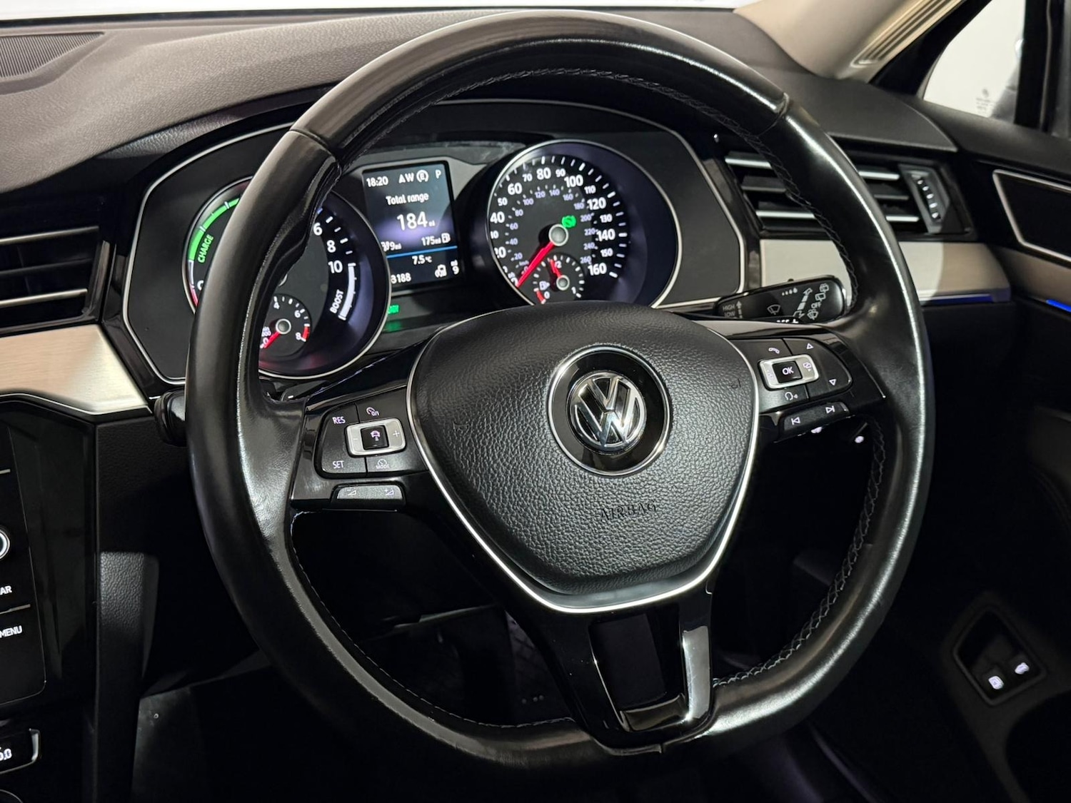 Used Volkswagen Passat 2018 for sale - 77846627: Photo 13