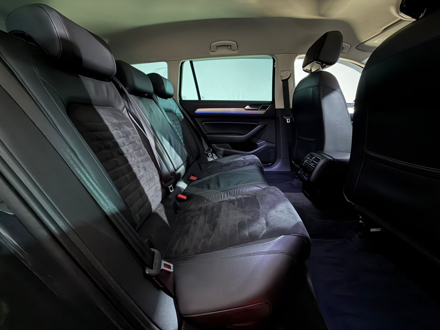 Used Volkswagen Passat 2018 for sale - 77846627: Photo 18