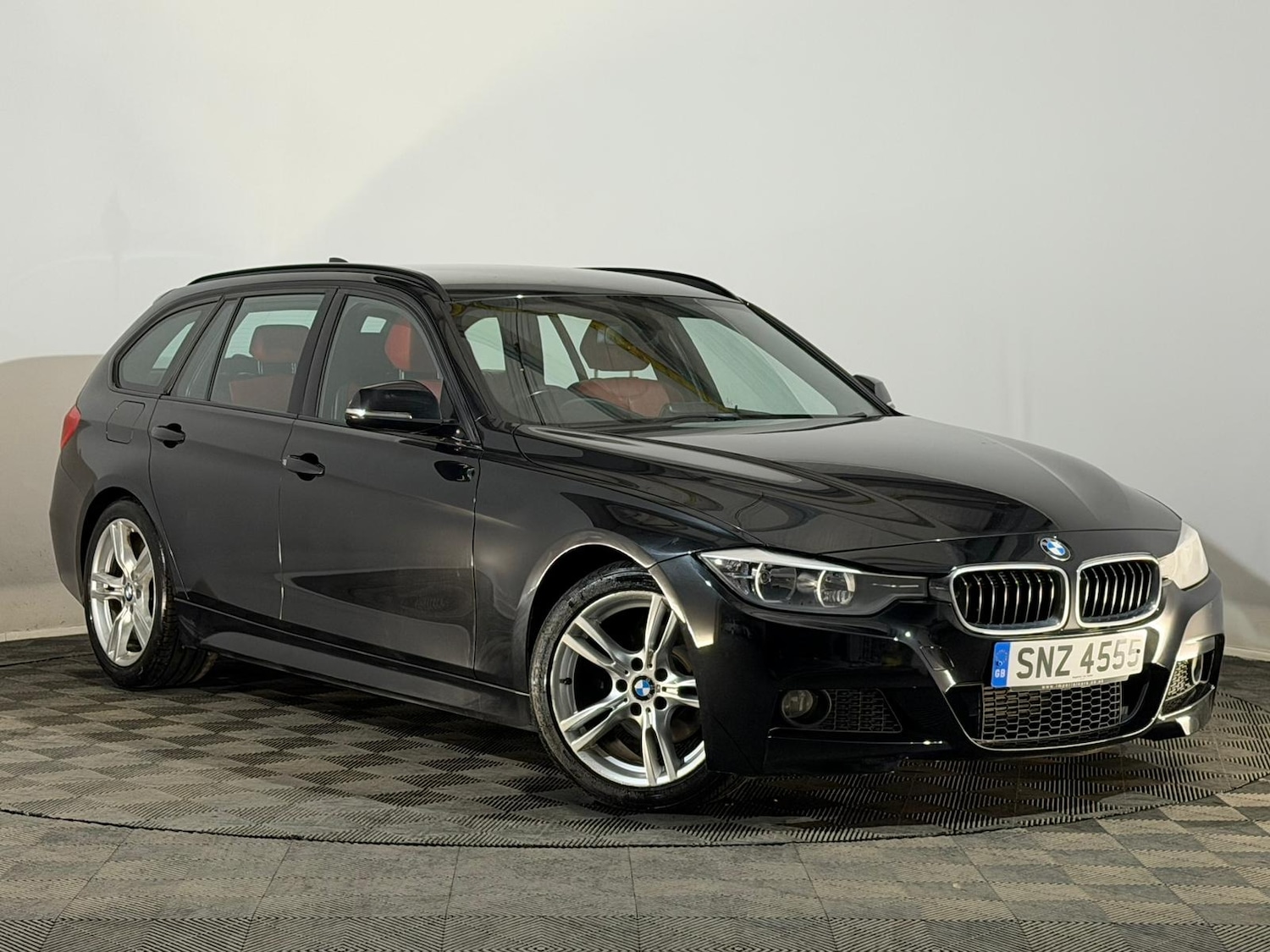 Used BMW 3 Series 2013 for sale - 76327863: Photo 1