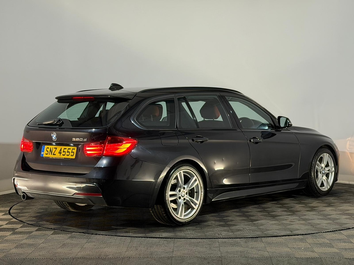 Used BMW 3 Series 2013 for sale - 76327863: Photo 5