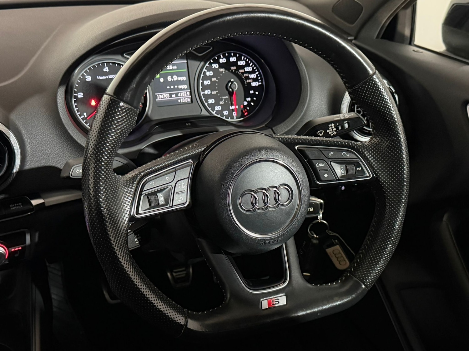 Used Audi A3 2017 for sale - 77772027: Photo 13