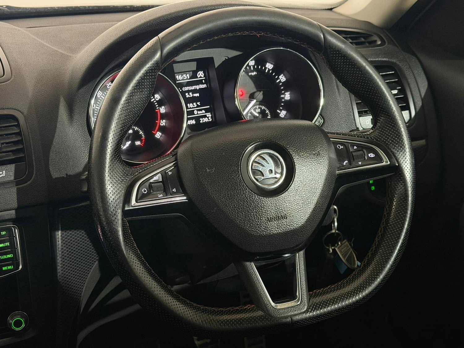 Used Skoda Yeti 2016 for sale - 77180207: Photo 11