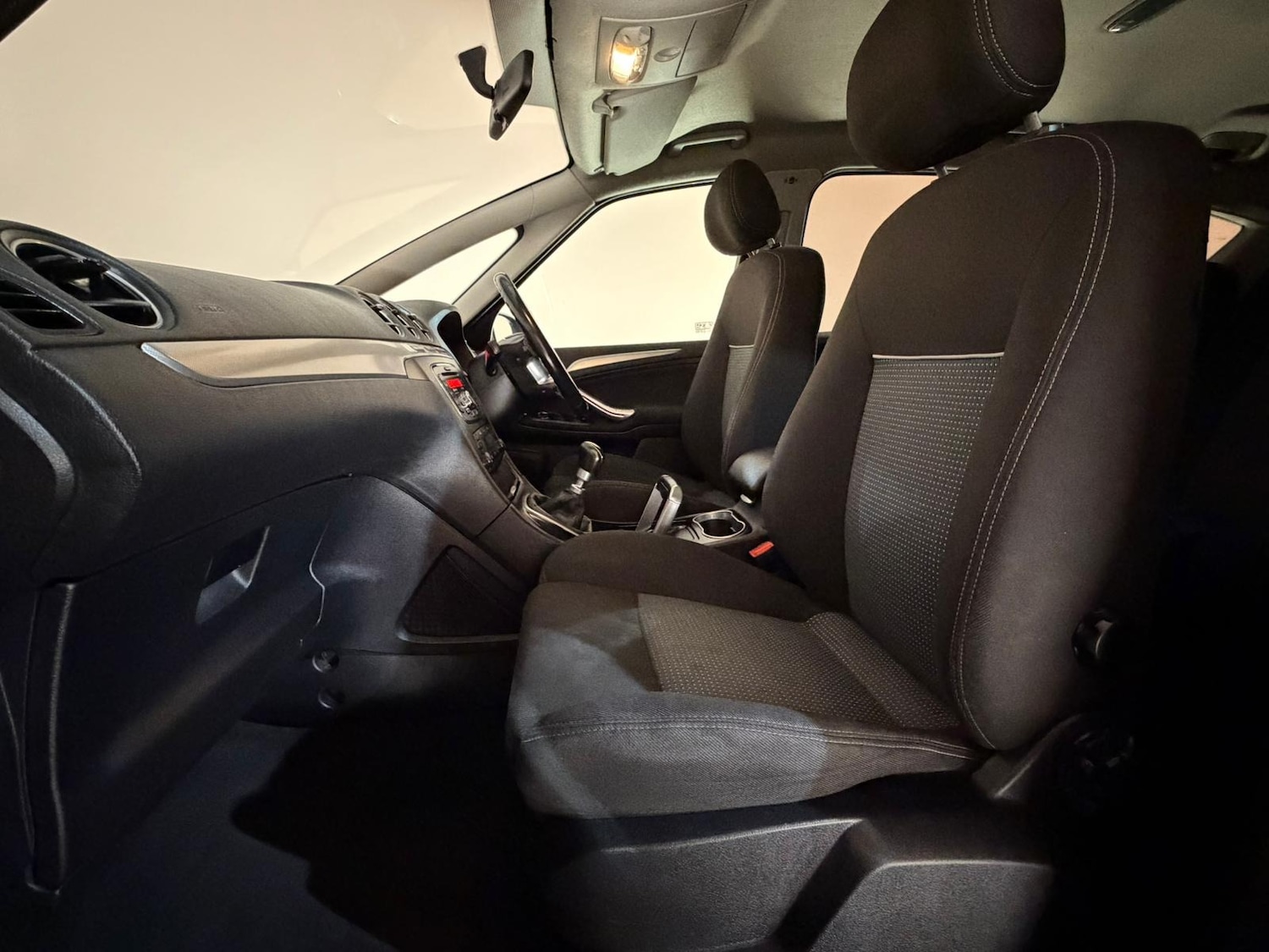 Used Ford S-Max 2014 for sale - 76703722: Photo 17