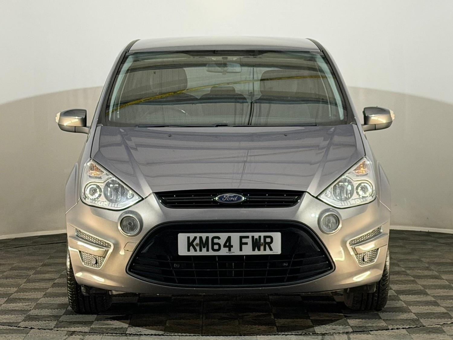 Used Ford S-Max 2014 for sale - 76703722: Photo 2