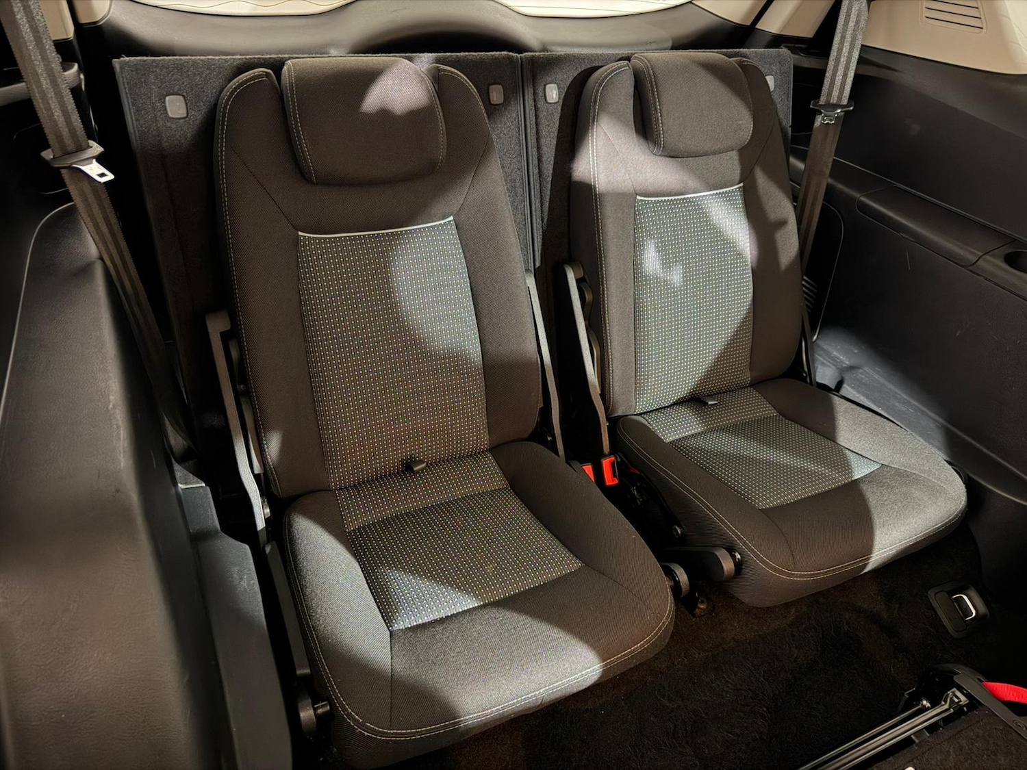 Used Ford S-Max 2014 for sale - 76703722: Photo 20