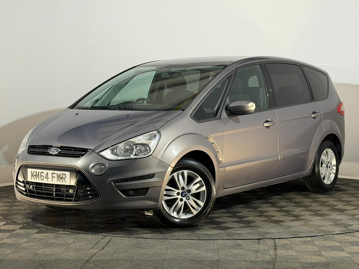 Used Ford S-Max 2014 for sale - 76703722: Photo 3