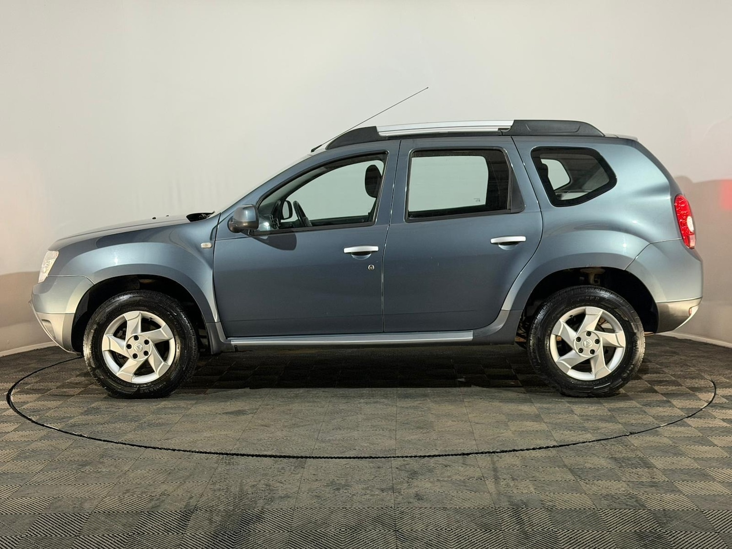 Used Dacia Duster 2014 for sale - 76803304: Photo 5