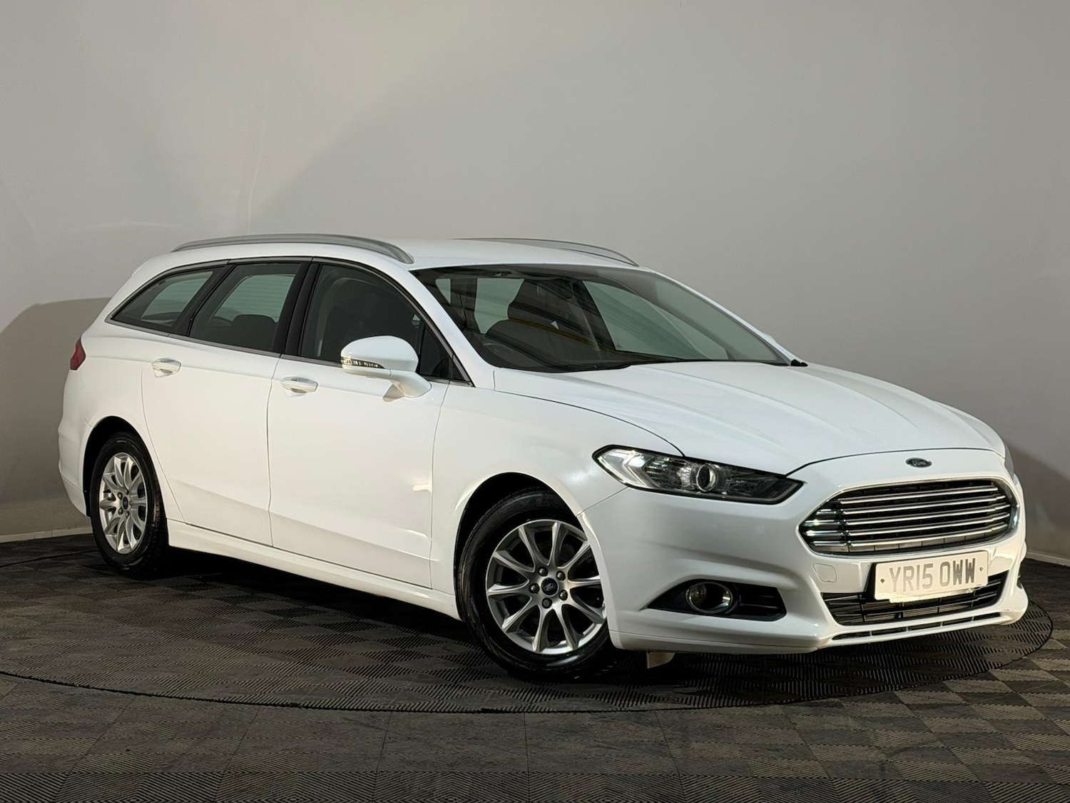 Used Ford Mondeo 2015 for sale - 76931691: Photo 1