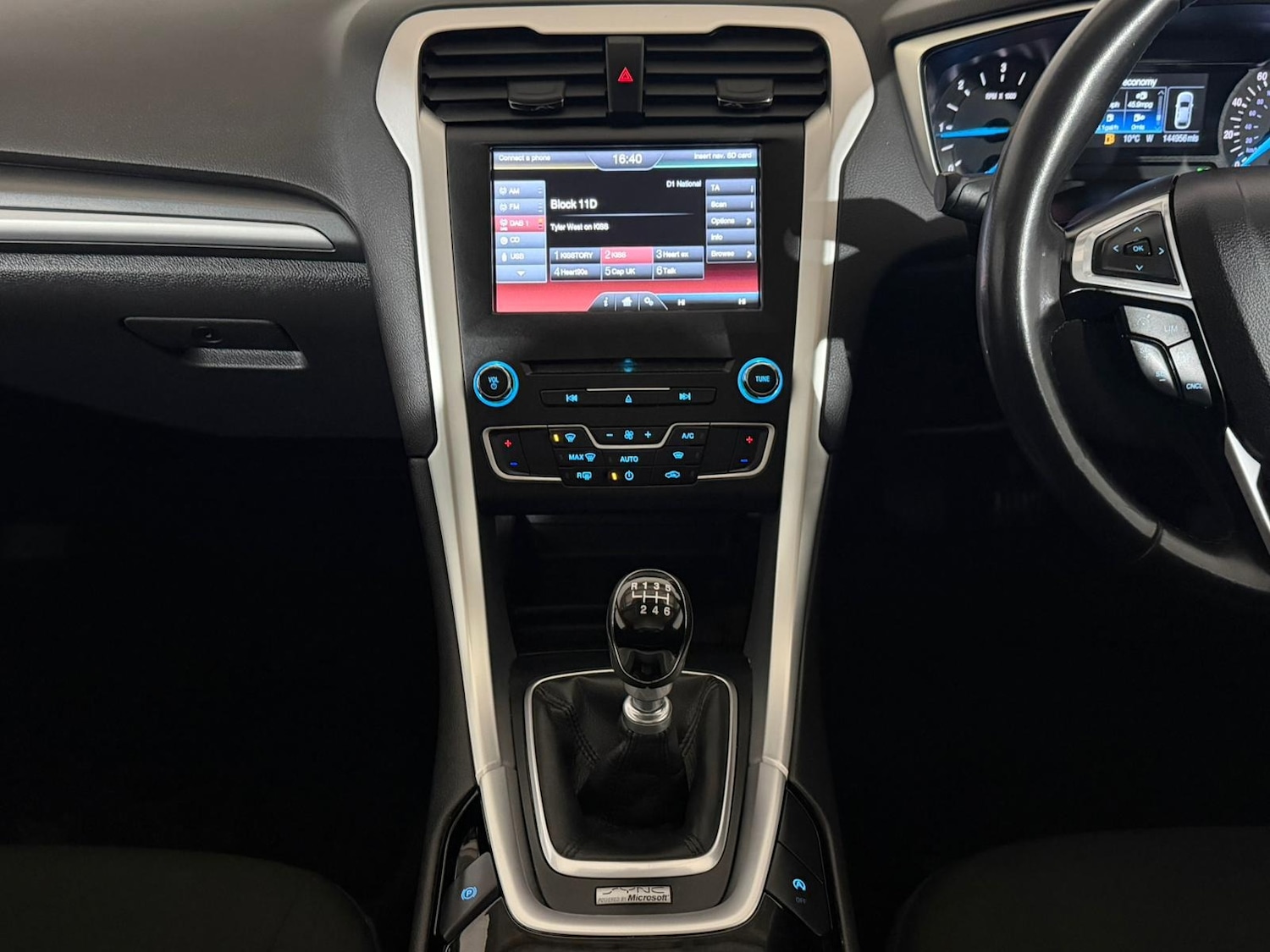 Used Ford Mondeo 2015 for sale - 76931691: Photo 14