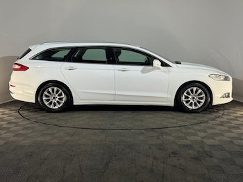 Used Ford Mondeo 2015 for sale - 76931691: Photo
