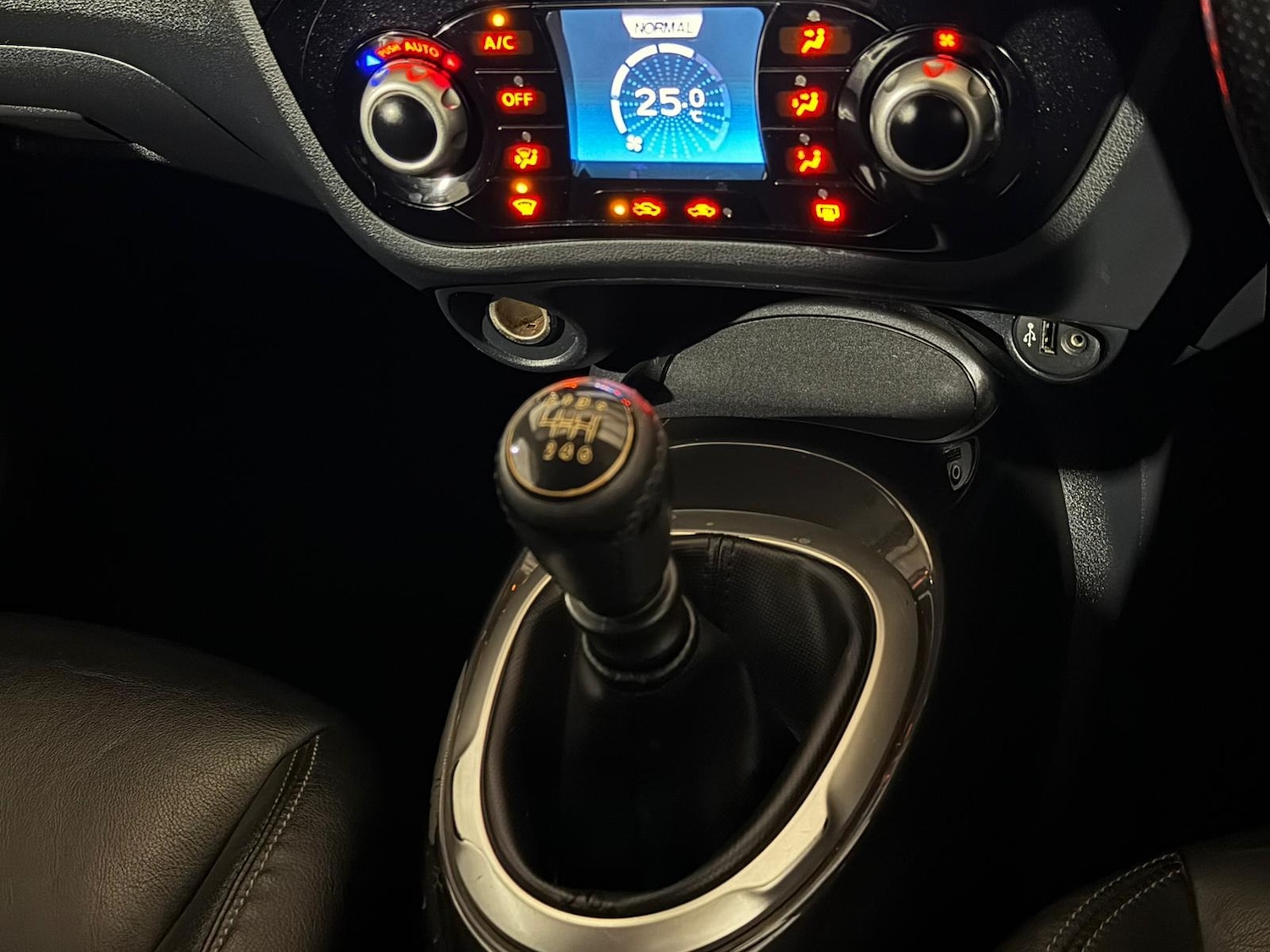 Used Nissan Juke 2014 for sale - 76500675: Photo 15