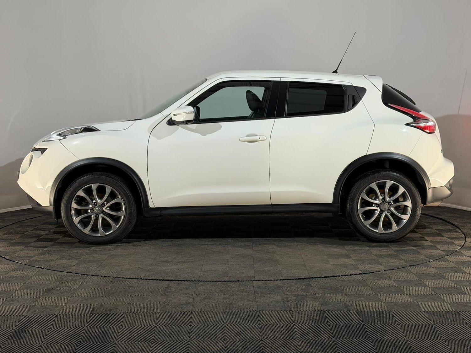 Used Nissan Juke 2014 for sale - 76500675: Photo 5