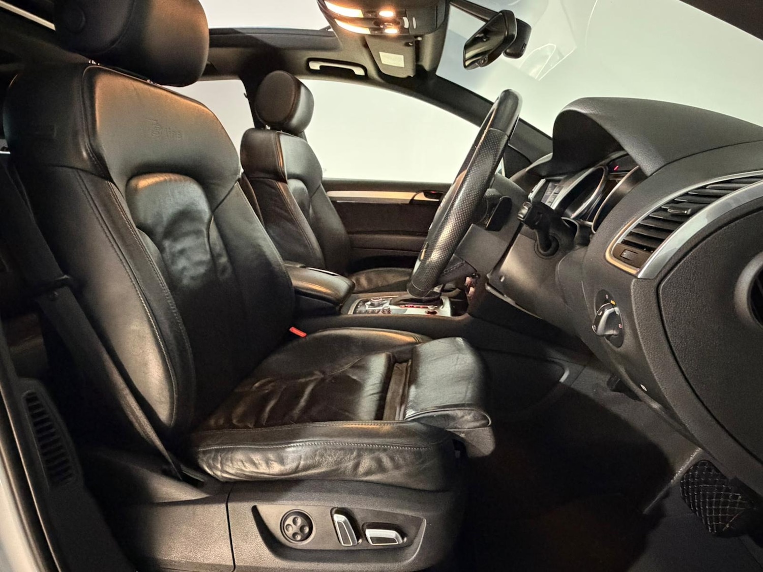 Used Audi Q7 2015 for sale - 76803285: Photo 16