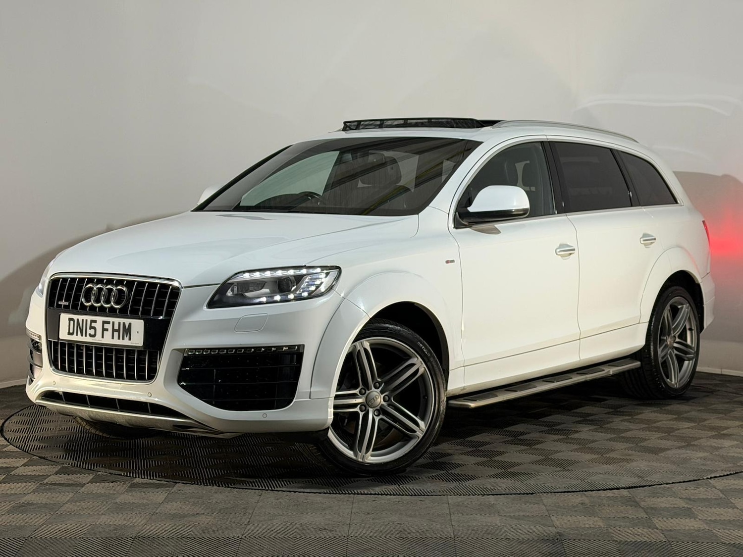 Used Audi Q7 2015 for sale - 76803285: Photo 3