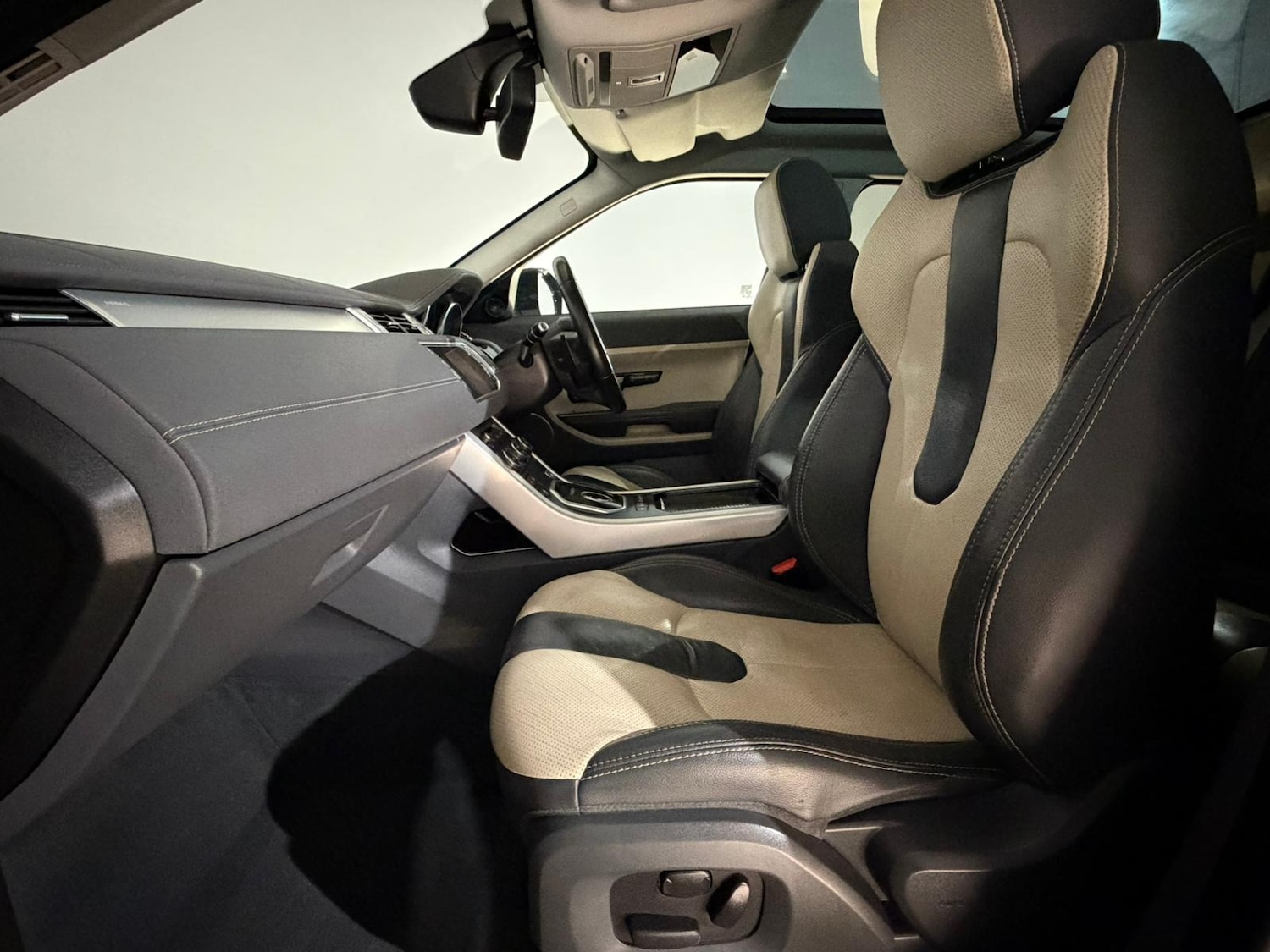 Used Land Rover Range Rover Evoque 2013 for sale - 77371760: Photo 17