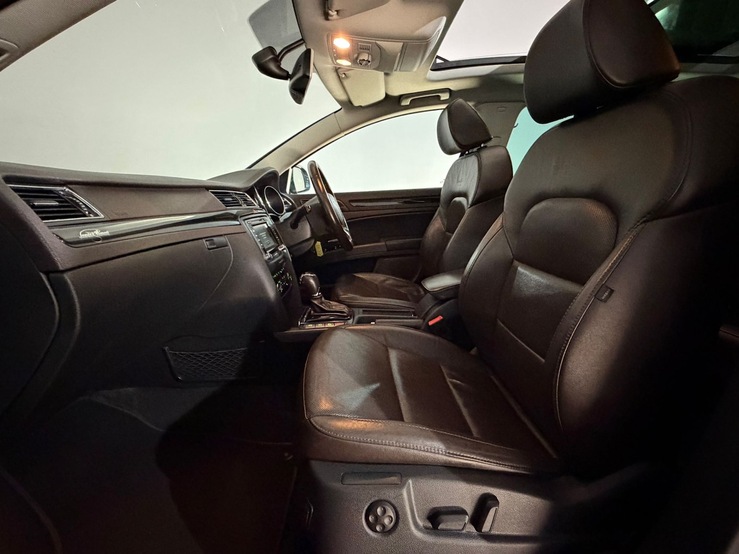 Used Skoda Superb 2013 for sale - 77617277: Photo 16