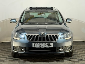 Used Skoda Superb 2013 for sale - 77617277: Photo
