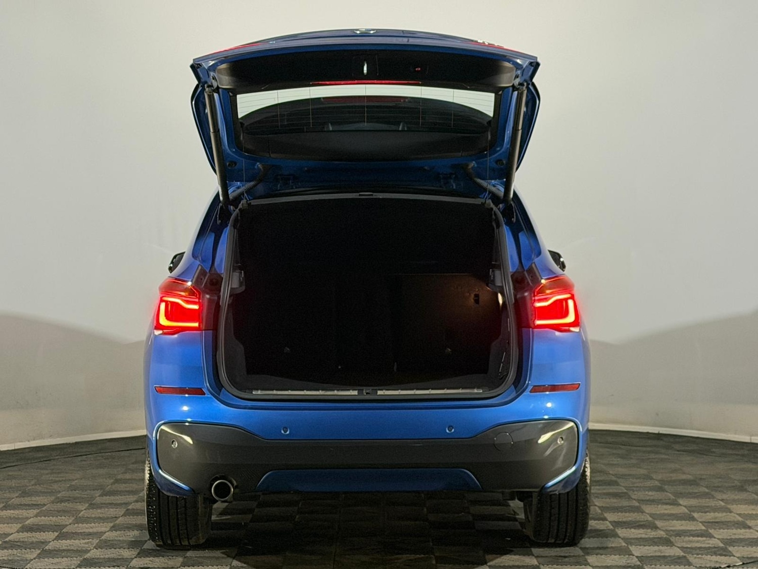 Used BMW X1 2016 for sale - 76745023: Photo 8