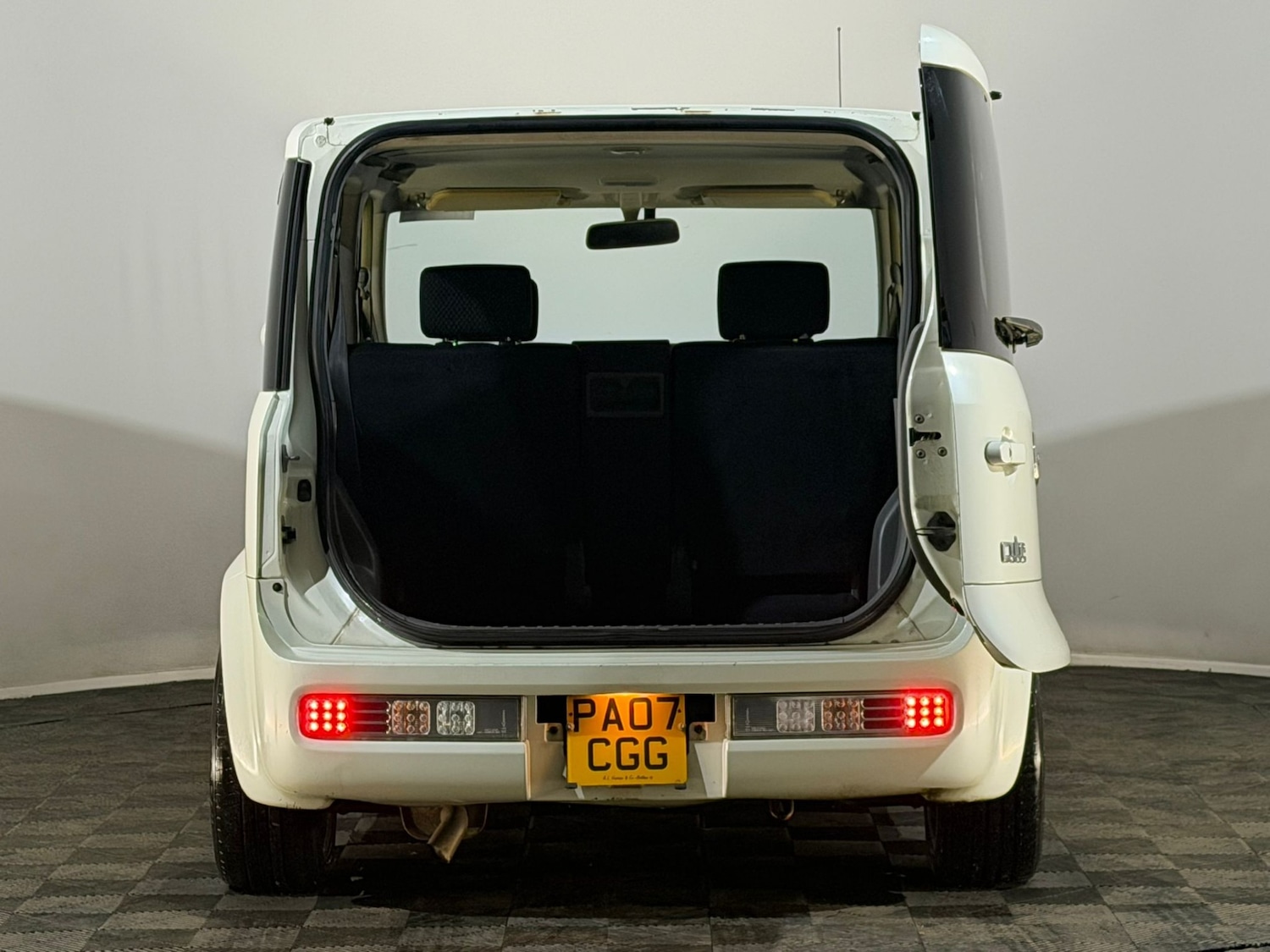 Used Nissan Cube 2019 for sale - 76778103: Photo 8