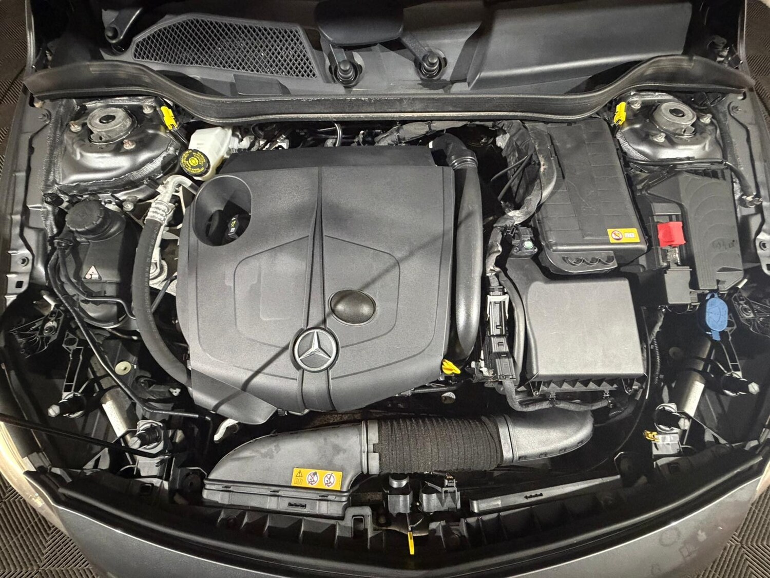 Used Mercedes-Benz A-Class 2013 for sale - 77673977: Photo 10