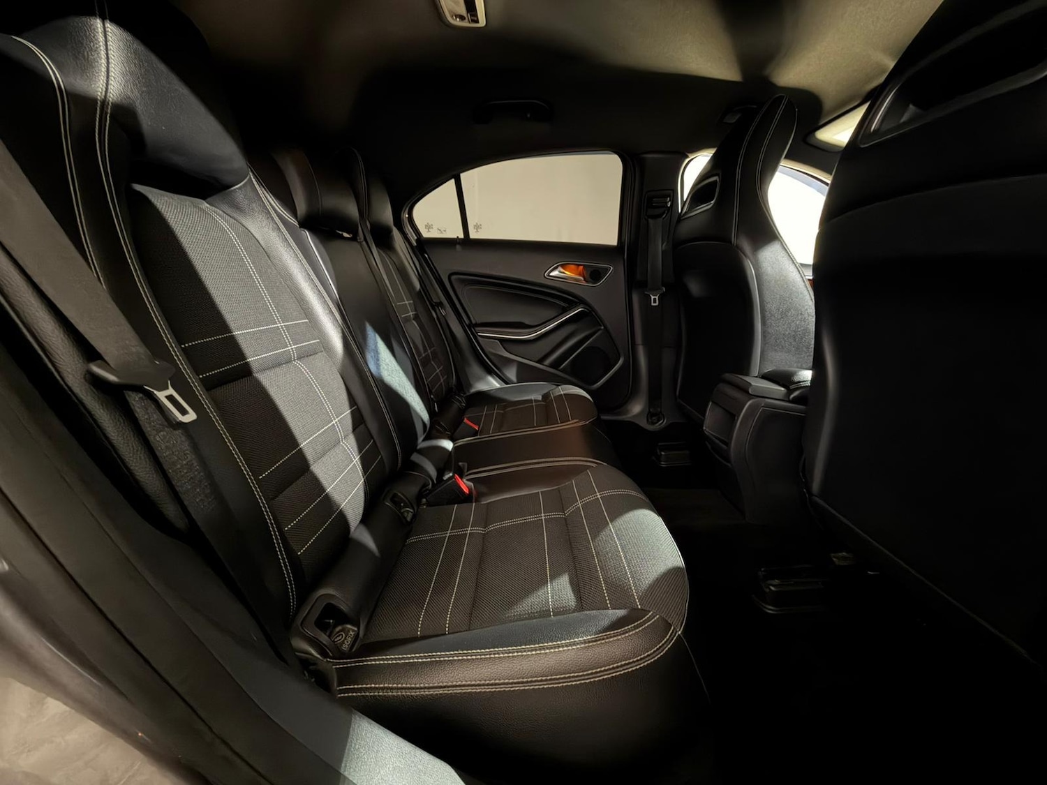 Used Mercedes-Benz A-Class 2013 for sale - 77673977: Photo 17