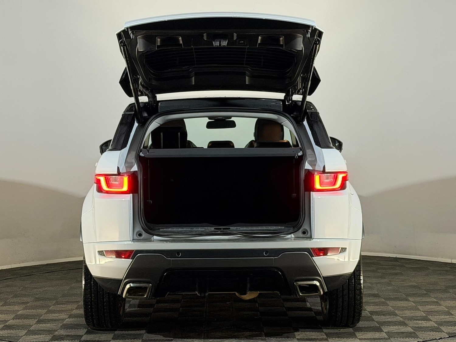 Used Land Rover Range Rover Evoque 2016 for sale - 77049335: Photo 8