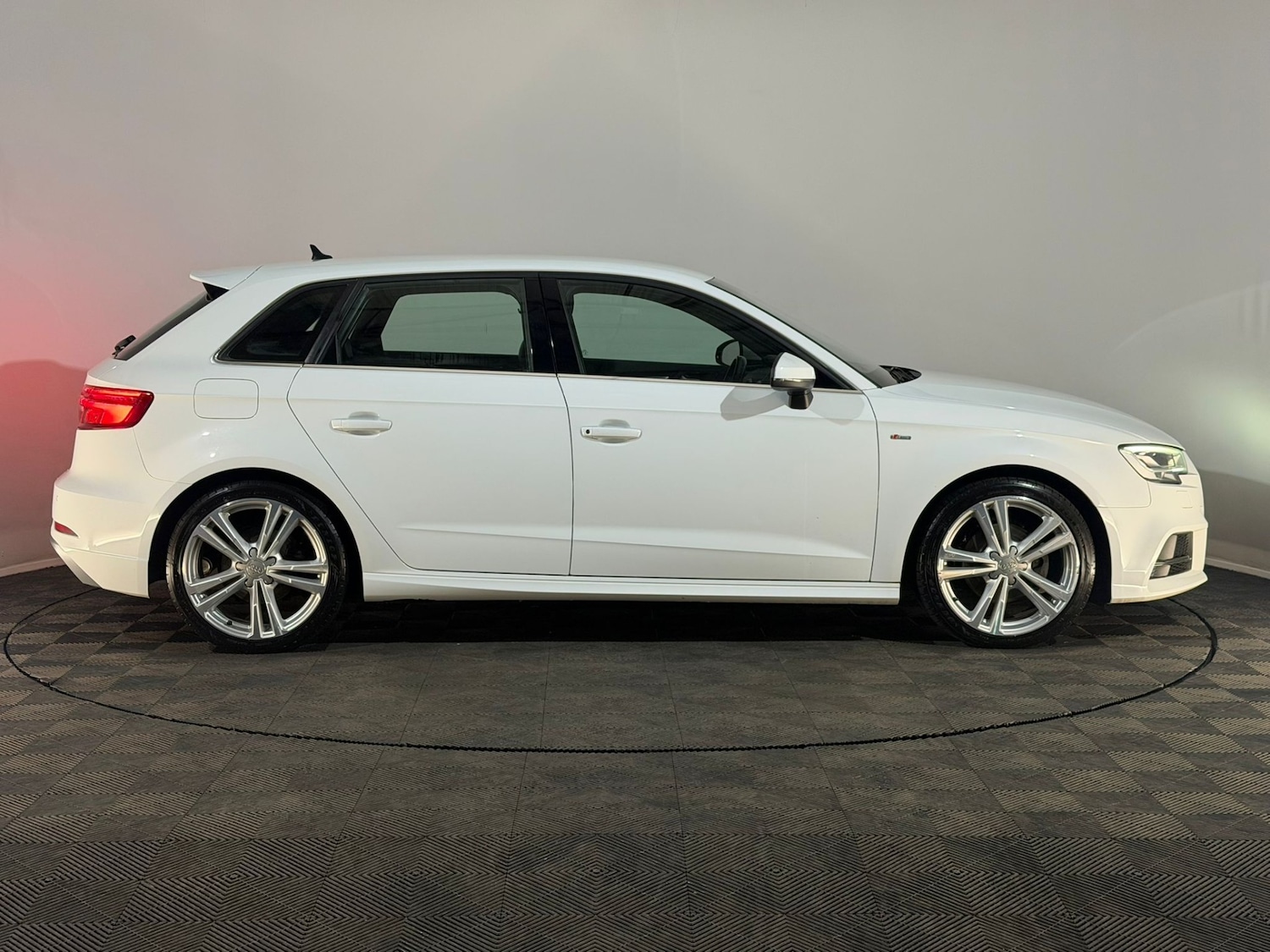 Used Audi A3 2019 for sale - 77698313: Photo 4