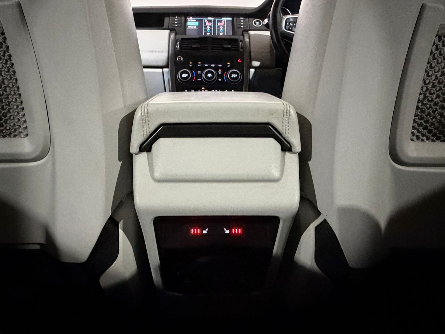 Used Land Rover Discovery Sport 2017 for sale - 76344206: Photo 20