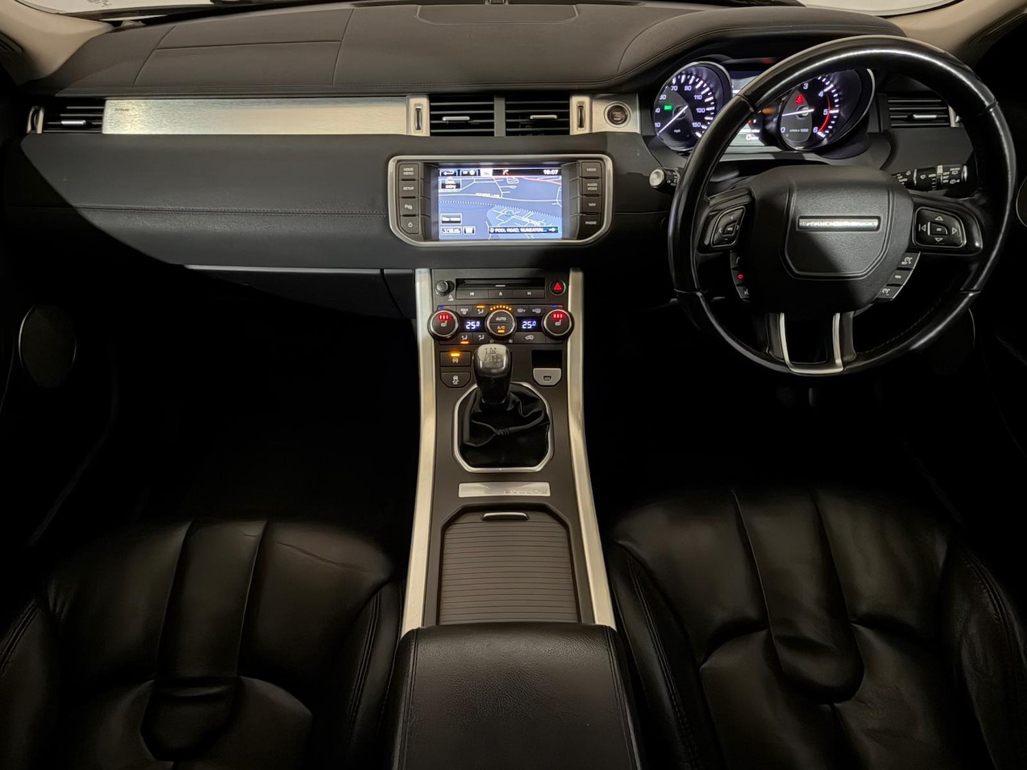 Used Land Rover Range Rover Evoque 2015 for sale - 77365549: Photo 11