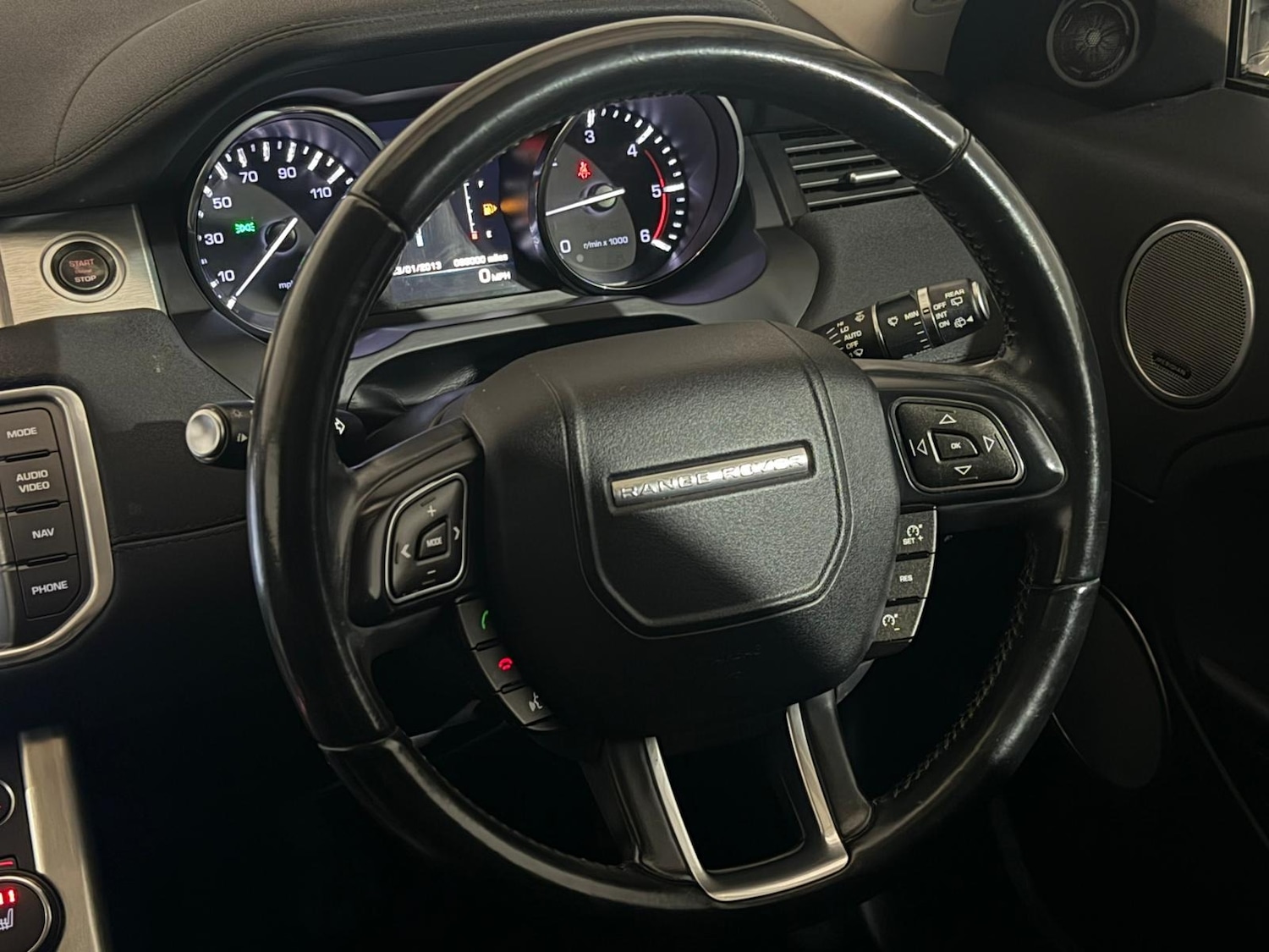 Used Land Rover Range Rover Evoque 2015 for sale - 77365549: Photo 13