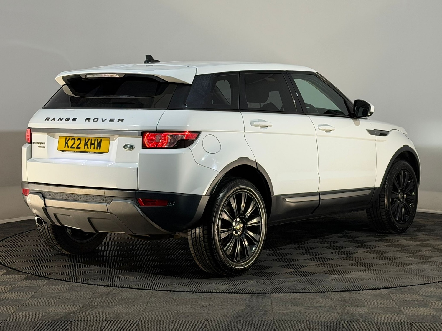 Used Land Rover Range Rover Evoque 2015 for sale - 77365549: Photo 6