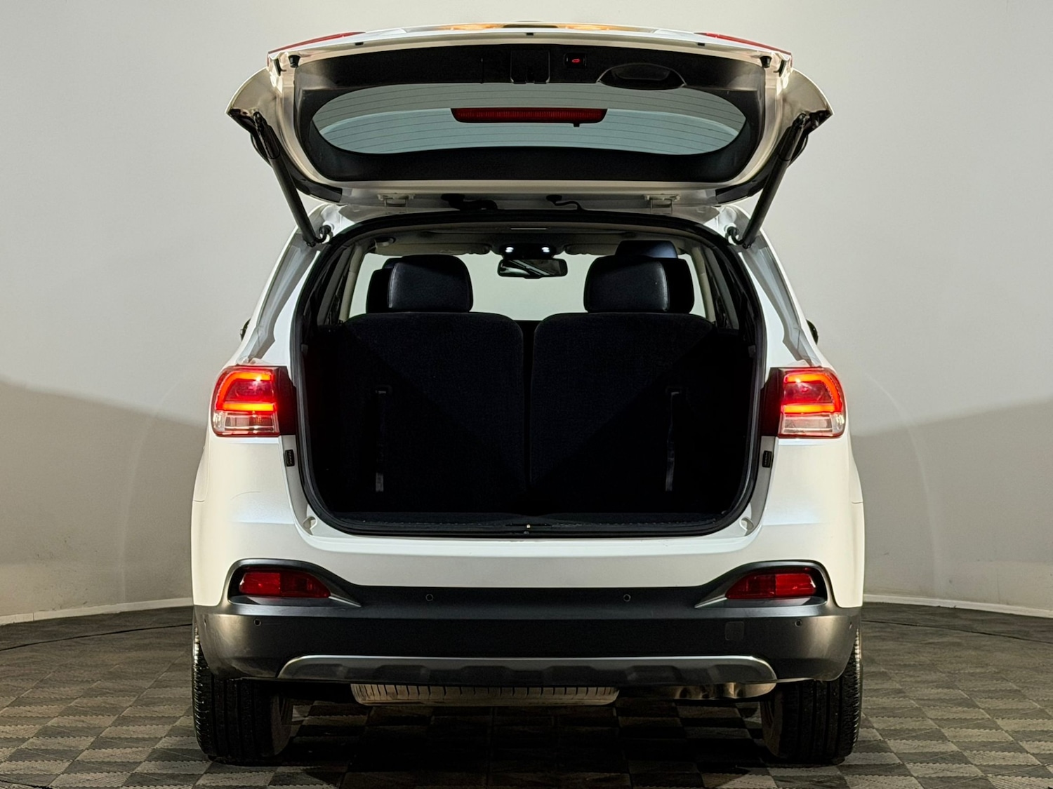 Used Kia Sorento 2016 for sale - 78120903: Photo 8