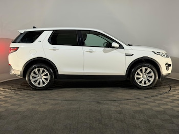 Used Land Rover Discovery Sport 2016 for sale - 78955767: Photo