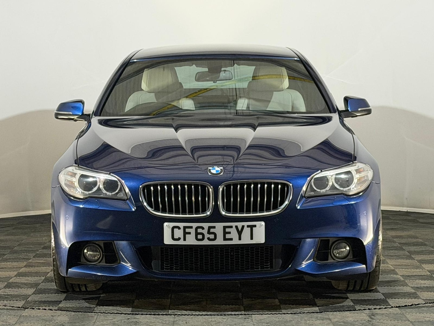 Used BMW 5 Series 2015 for sale - 77231657: Photo 2