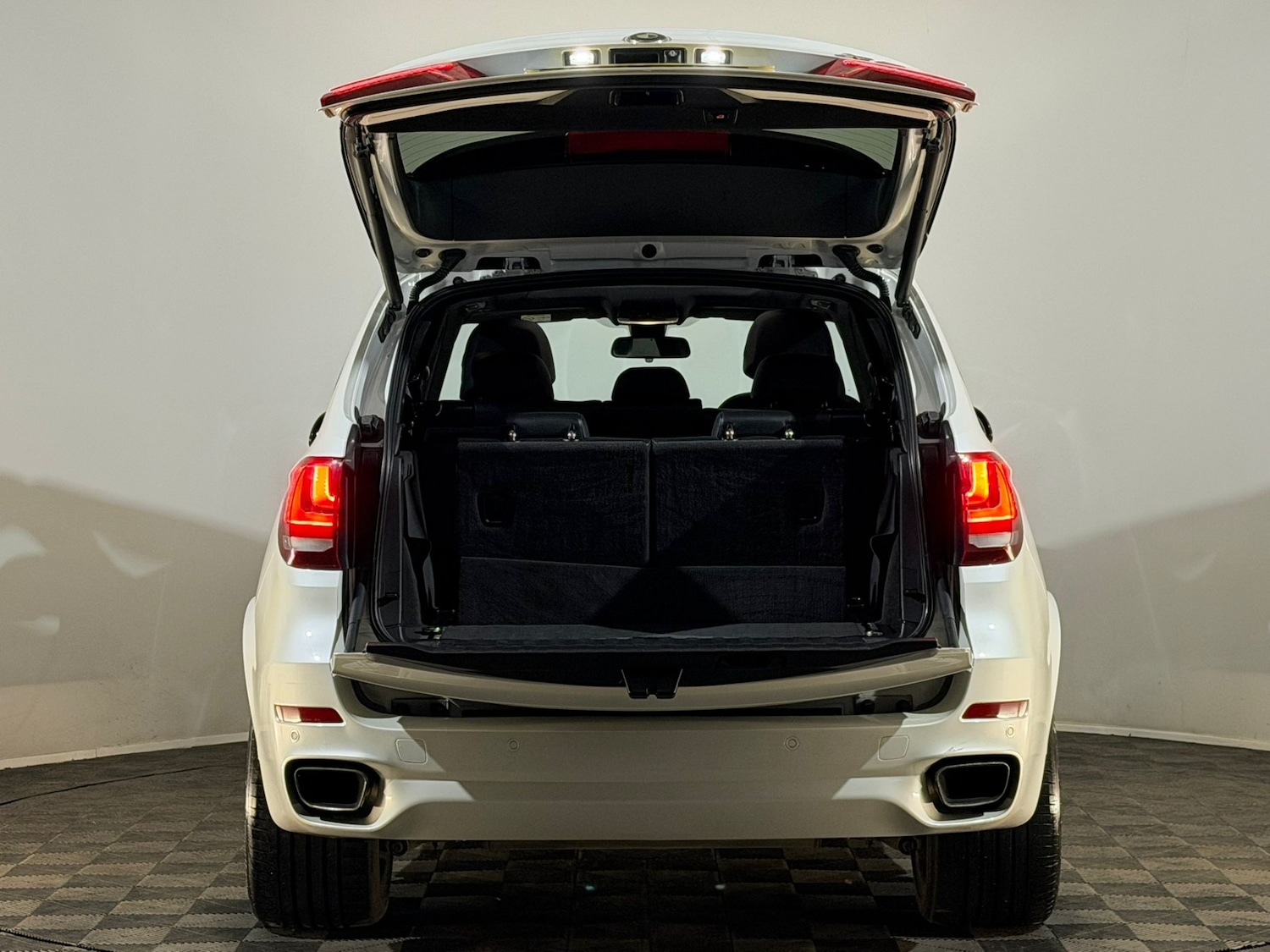 Used BMW X5 2015 for sale - 78137094: Photo 8