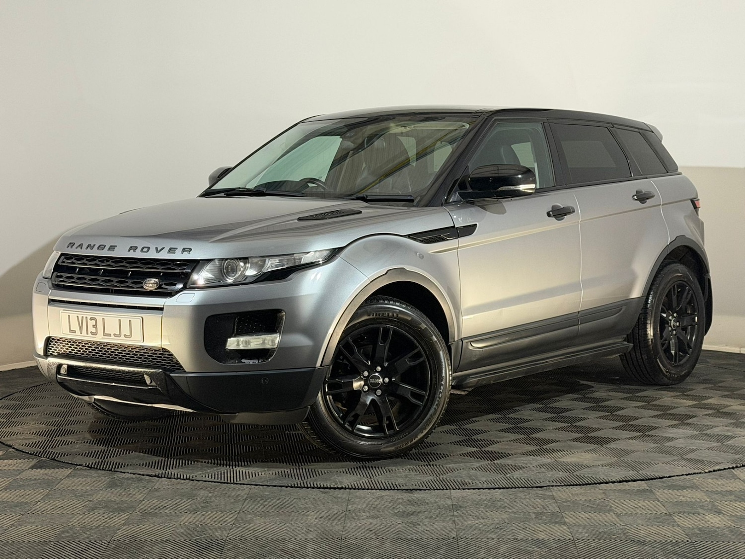 Used Land Rover Range Rover Evoque 2013 for sale - 77301391: Photo 3
