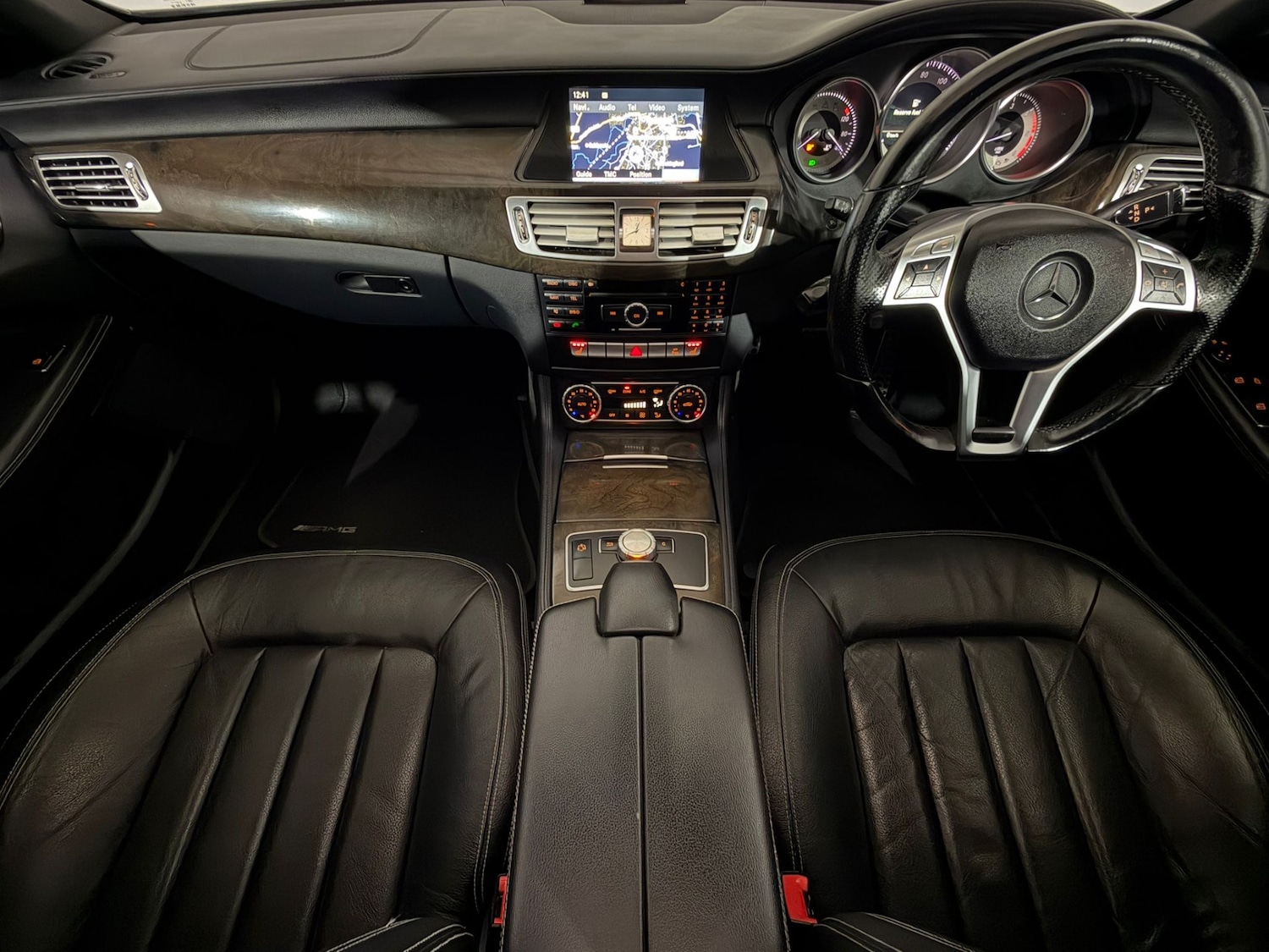 Used Mercedes-Benz CLS 2011 for sale - 77634441: Photo 11