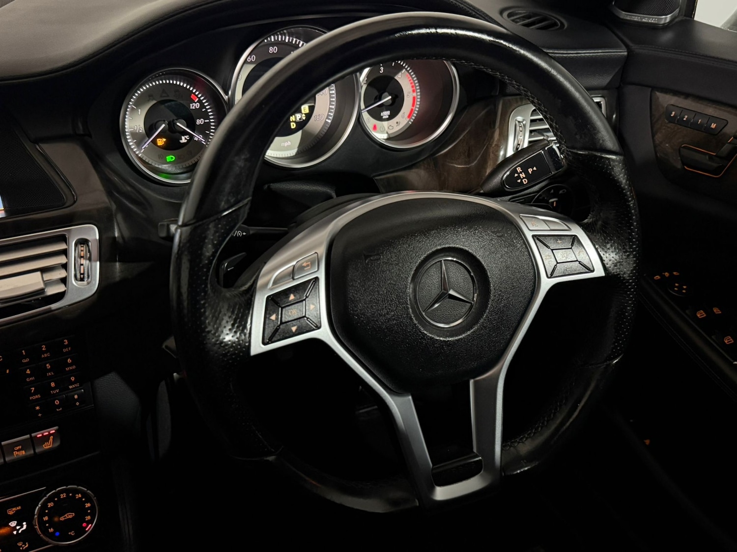 Used Mercedes-Benz CLS 2011 for sale - 77634441: Photo 13