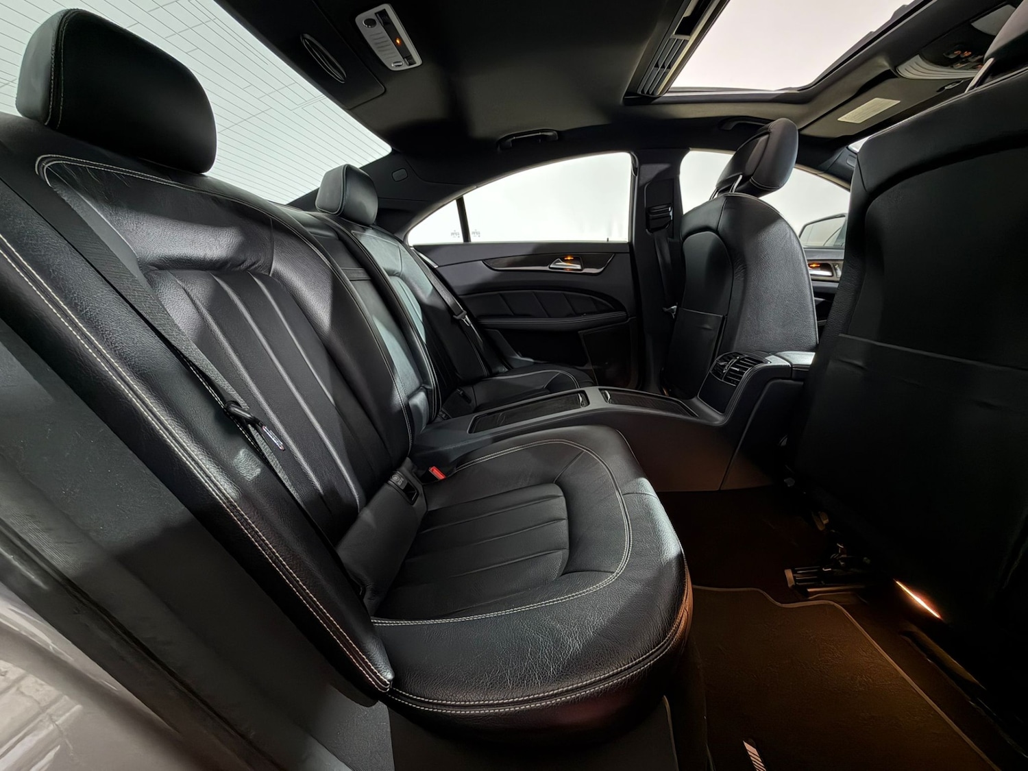 Used Mercedes-Benz CLS 2011 for sale - 77634441: Photo 18