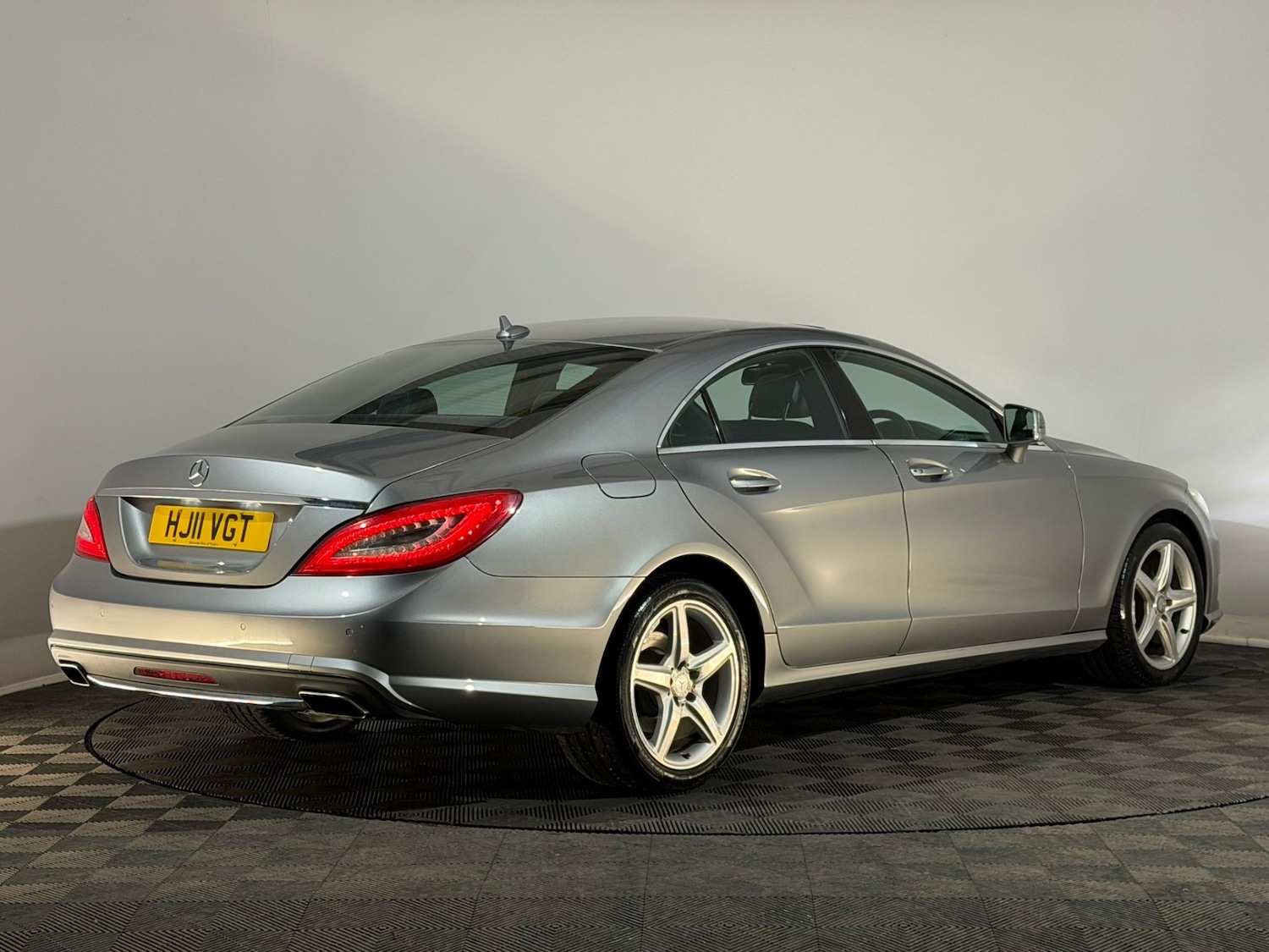Used Mercedes-Benz CLS 2011 for sale - 77634441: Photo 6