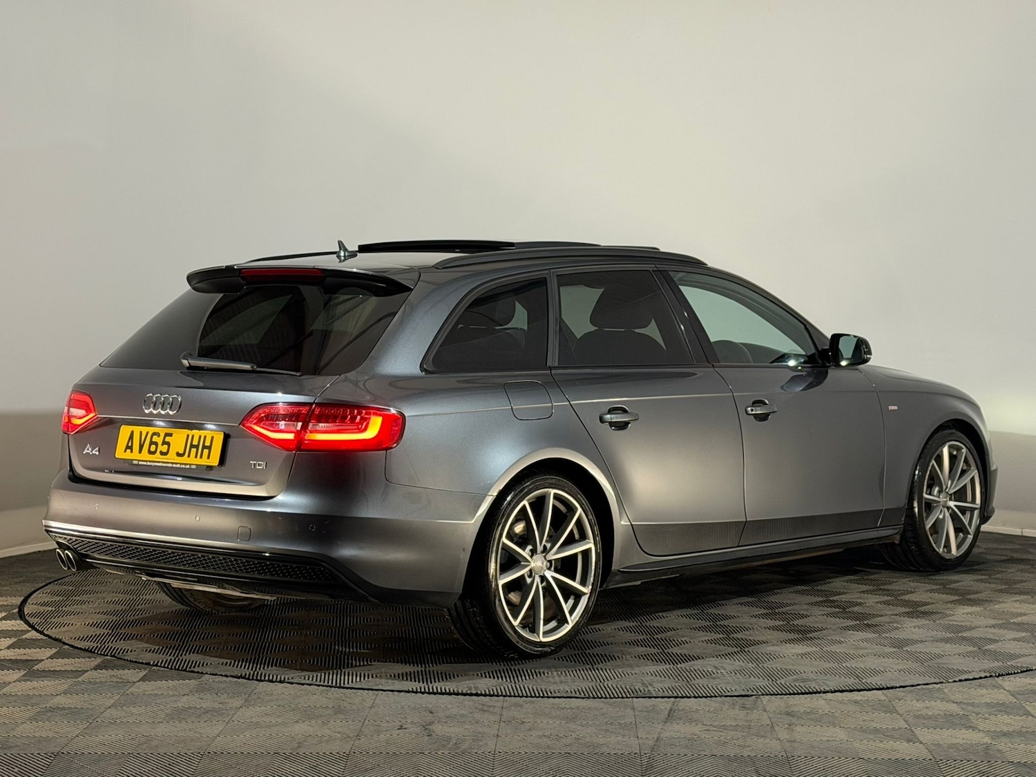 Used Audi A4 2015 for sale - 77127390: Photo 6