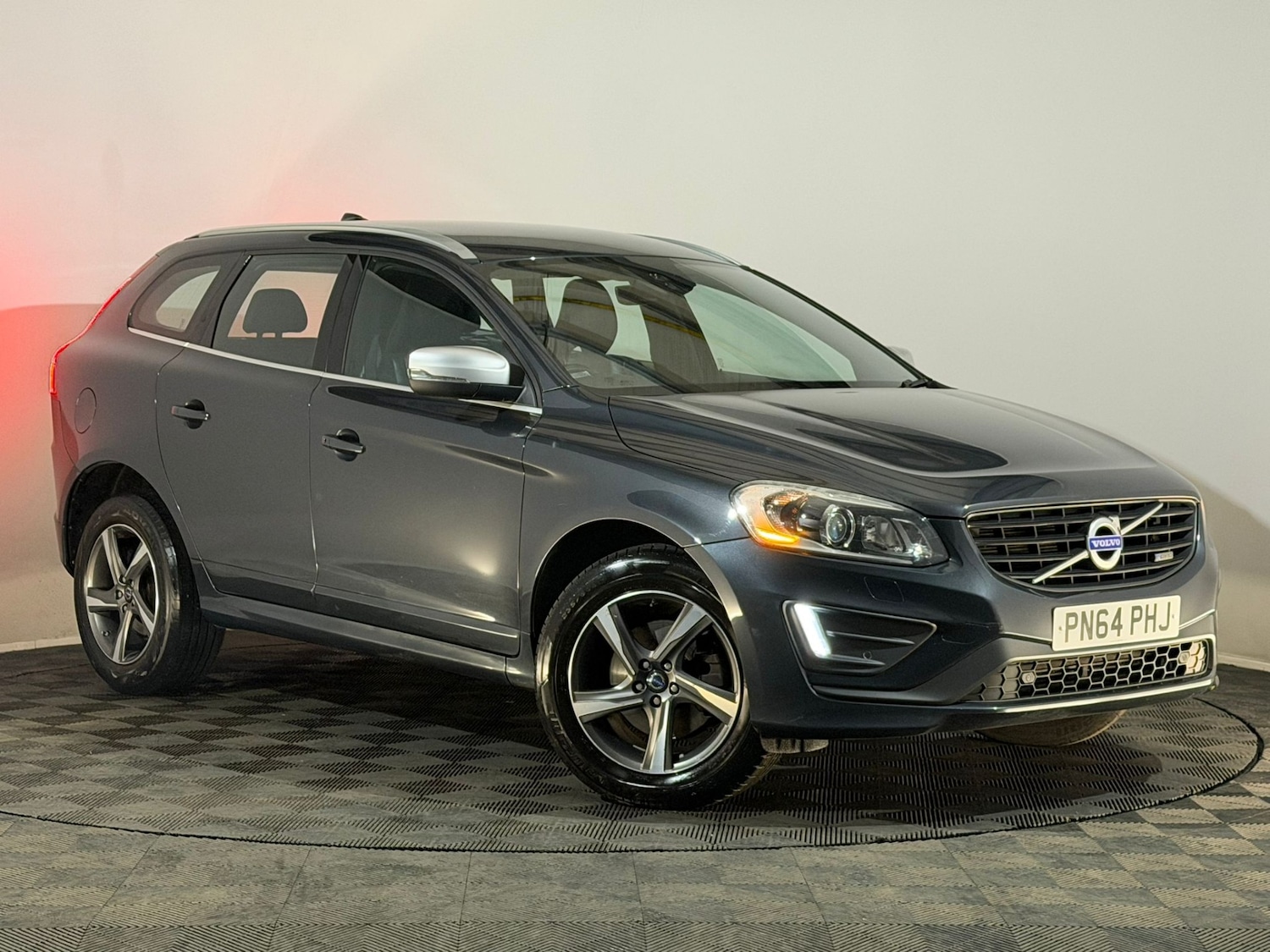 Used Volvo XC60 2014 for sale - 77698480: Photo 1