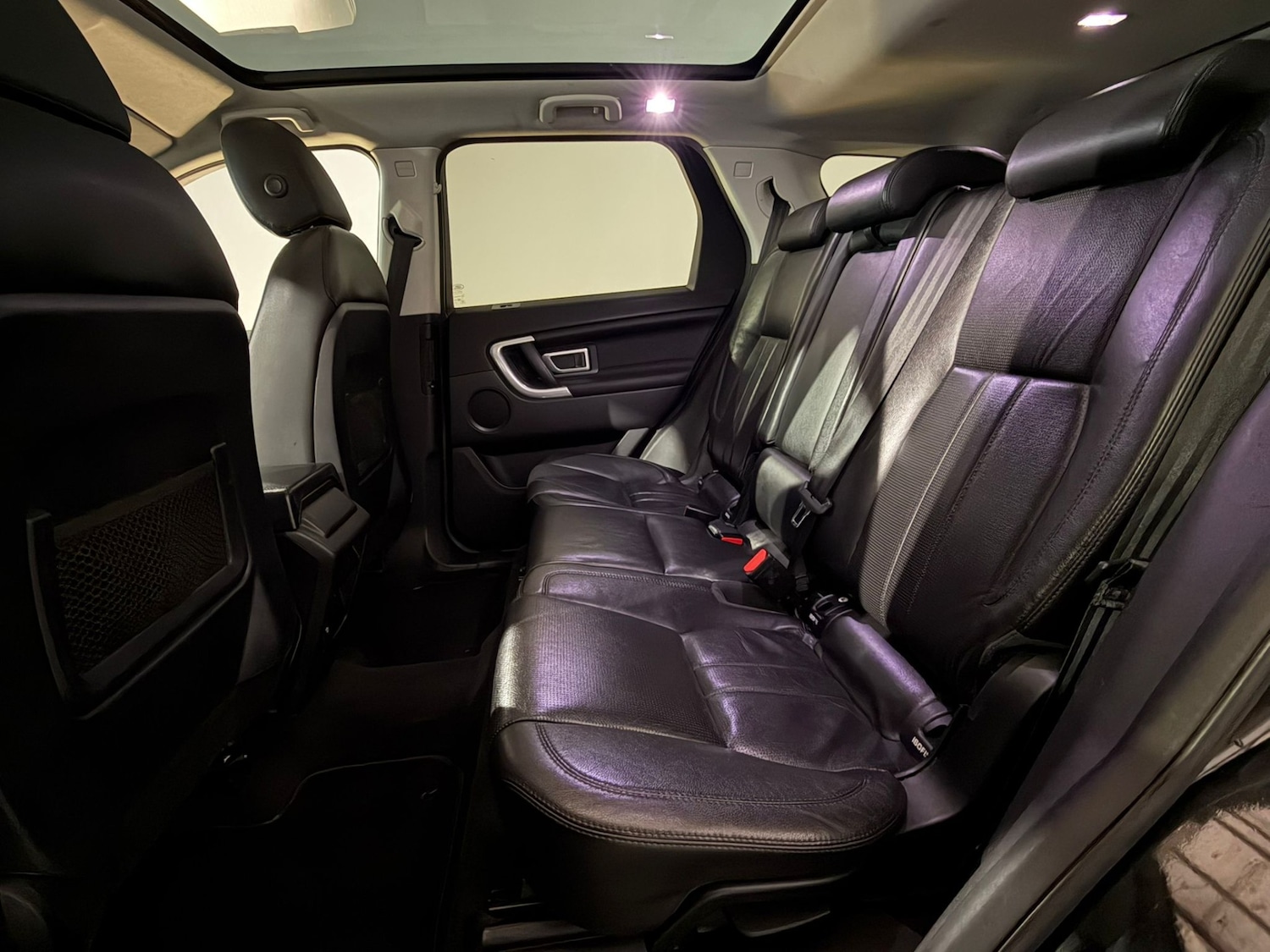 Used Land Rover Discovery Sport 2015 for sale - 78120845: Photo 19