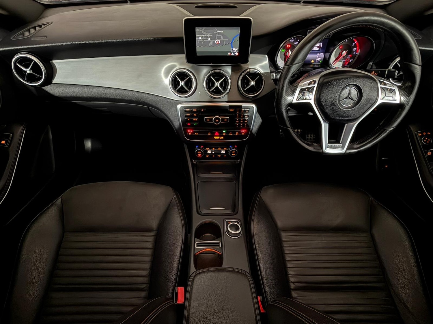 Used Mercedes-Benz GLA 2015 for sale - 78011390: Photo 11