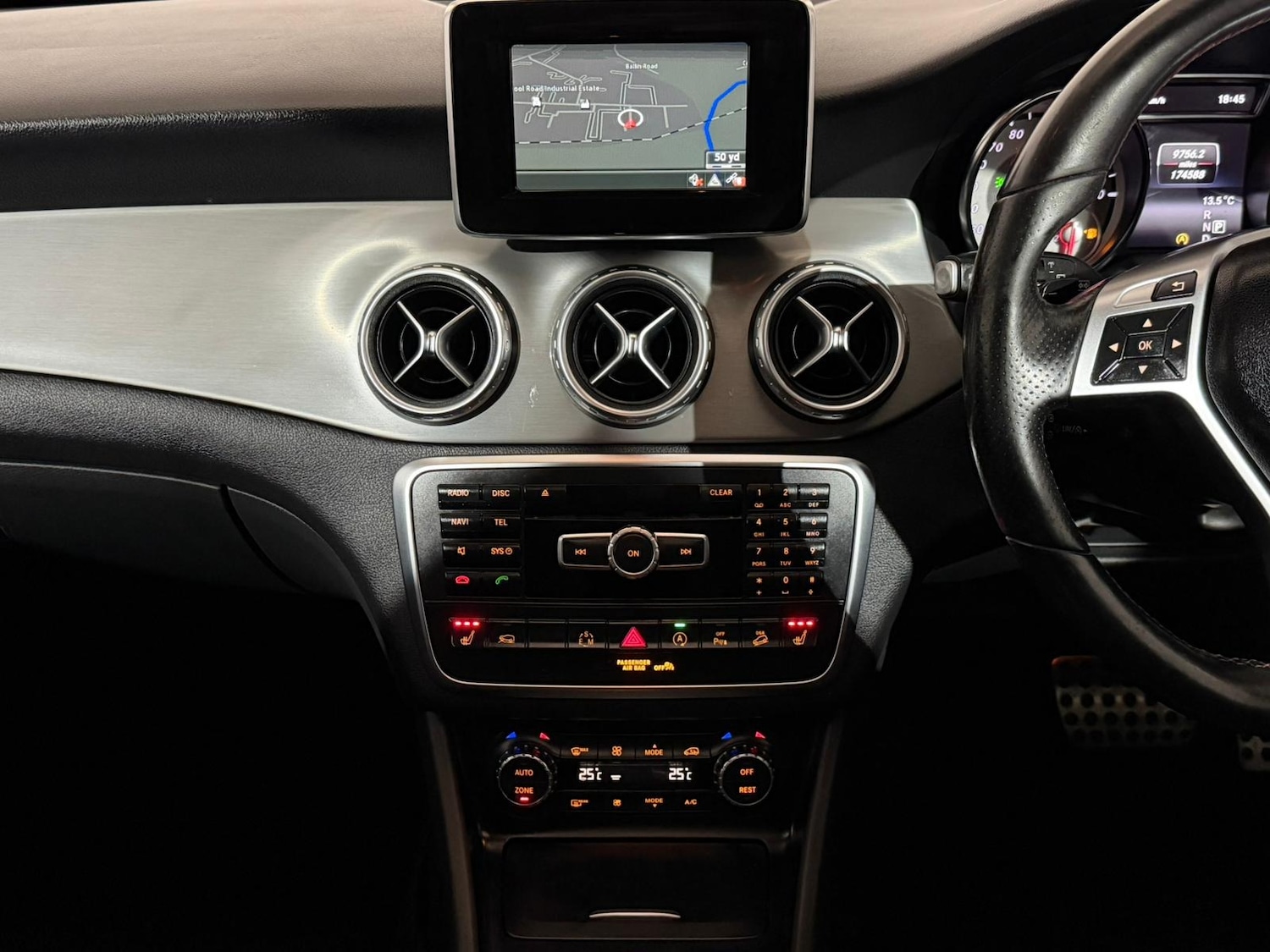 Used Mercedes-Benz GLA 2015 for sale - 78011390: Photo 14