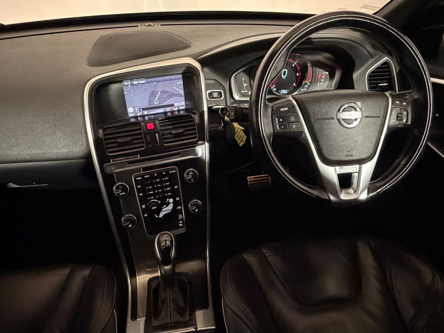 Used Volvo XC60 2013 for sale - 77627034: Photo 12