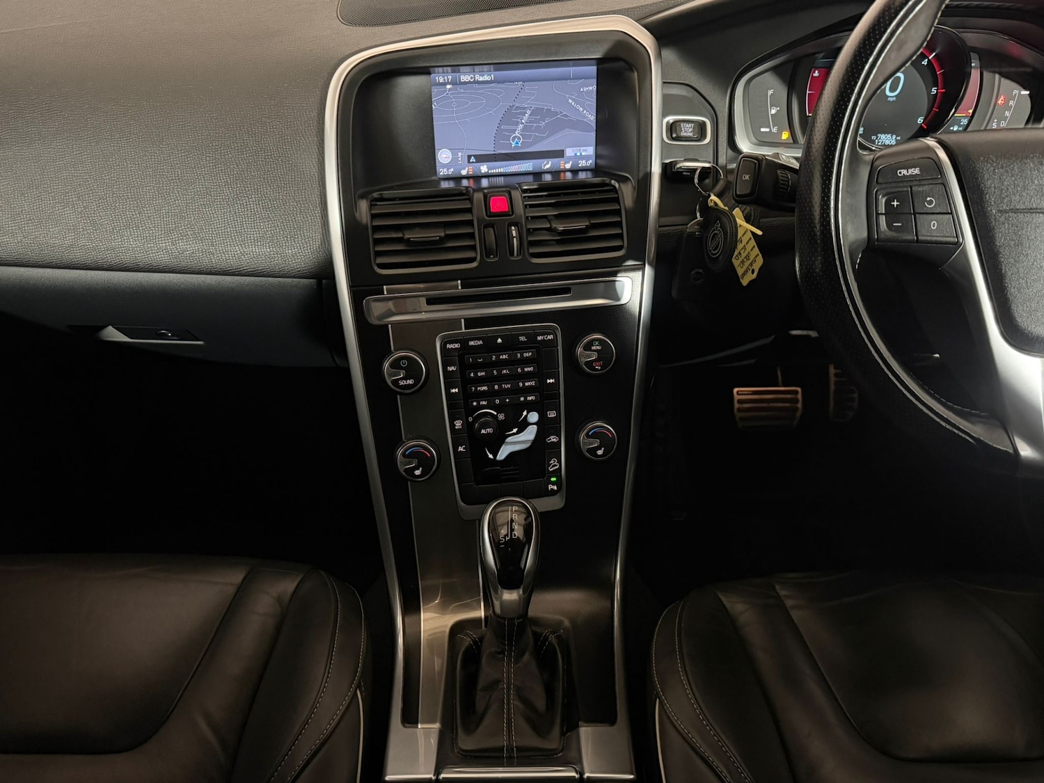 Used Volvo XC60 2013 for sale - 77627034: Photo 14